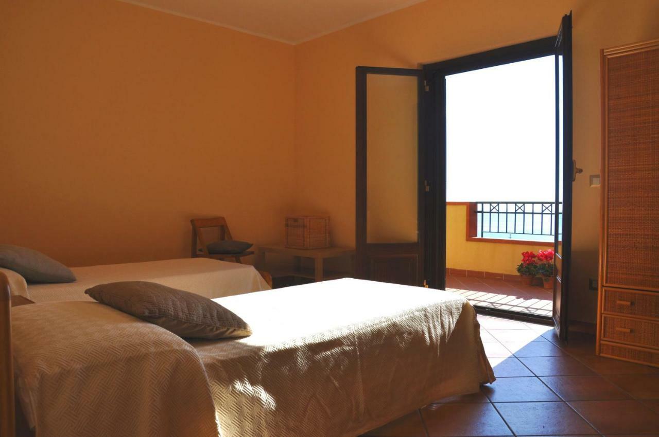 Villa Gemma Di Mare Santa Teresa Di Riva Εξωτερικό φωτογραφία
