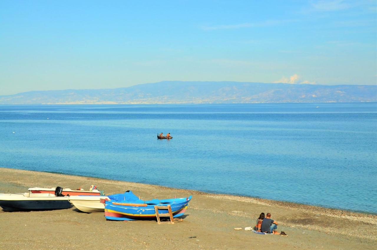 Villa Gemma Di Mare Santa Teresa Di Riva Εξωτερικό φωτογραφία