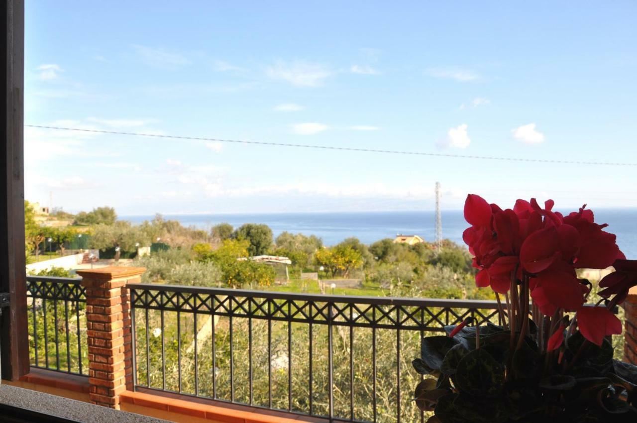 Villa Gemma Di Mare Santa Teresa Di Riva Εξωτερικό φωτογραφία